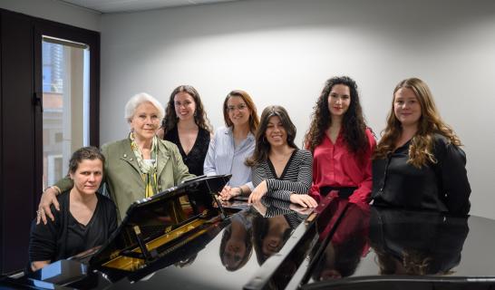 Today marks the beginning of the Vocal Technique and Stage Performance Course of the Tenor Viñas Competition